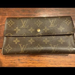Louis Vuitton vintage wallet